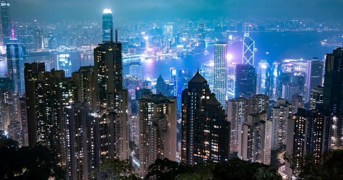 Hong Kong: Skyline, Temples, Islands and Telwel eSIM